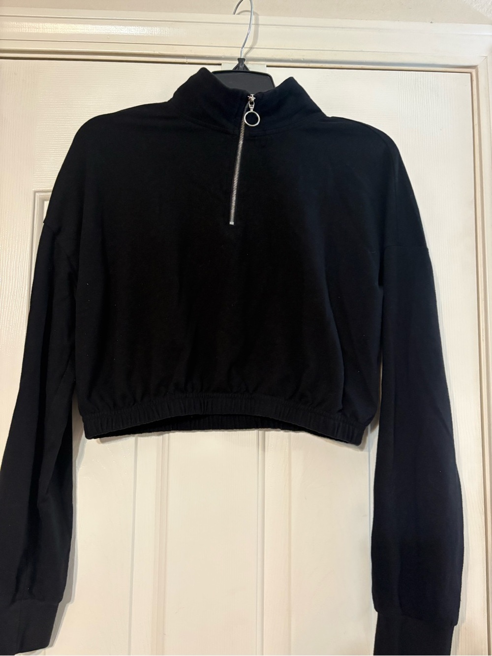 Rosio Black Cropped Half-Zip Pullover